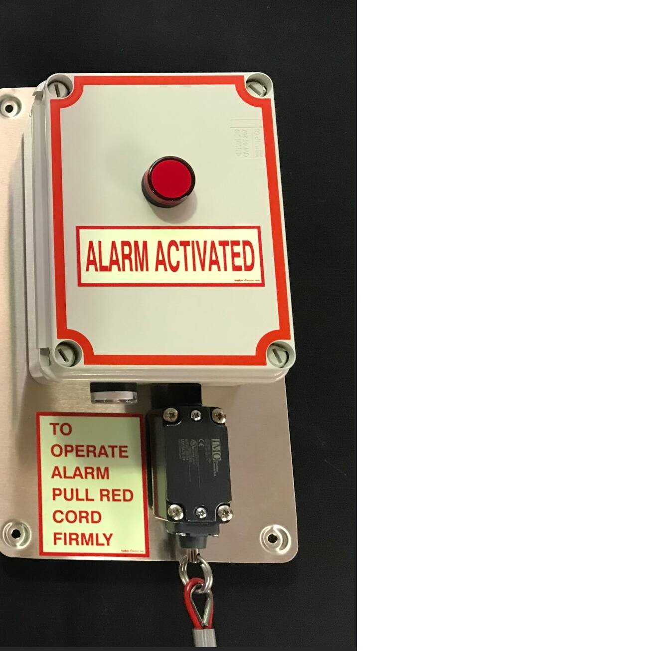 Cold Room Entrapment Alarm - Pull Cord